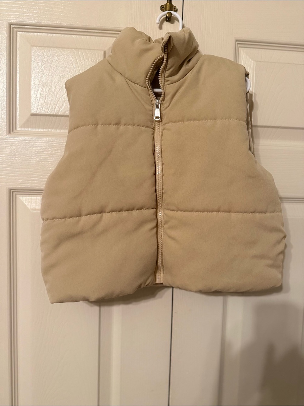 SHEIN Beige Kids Puffer Vest